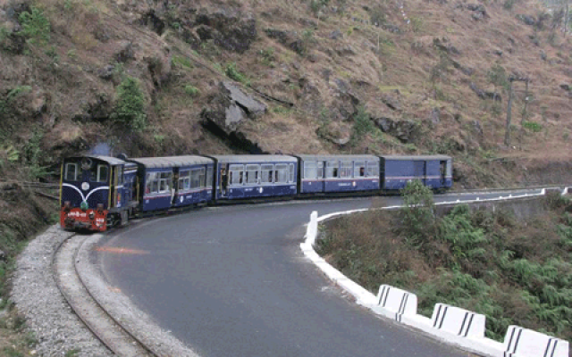 darjeeling-toy-trains