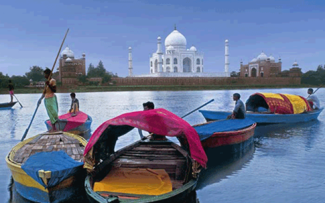 agra tourist attraction